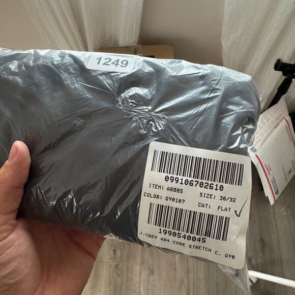 J.Crew 484 Slim Fit Stretch Chino Pants Sz 30x32 Onyx Gray Twill Tapered Zip Fly - Picture 10 of 10